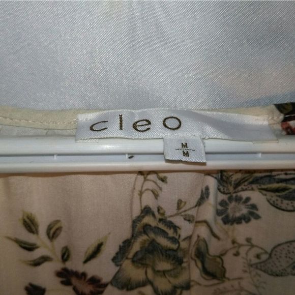 Cleo summer long sleeved top size med - Picture 7 of 7